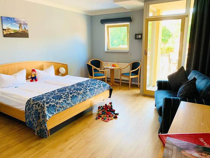 Ferienpark für 6 Personen, mit Garten und Pool sowie Kinderpool, kinderfreundlich in Sachsen-Anhalt - 3