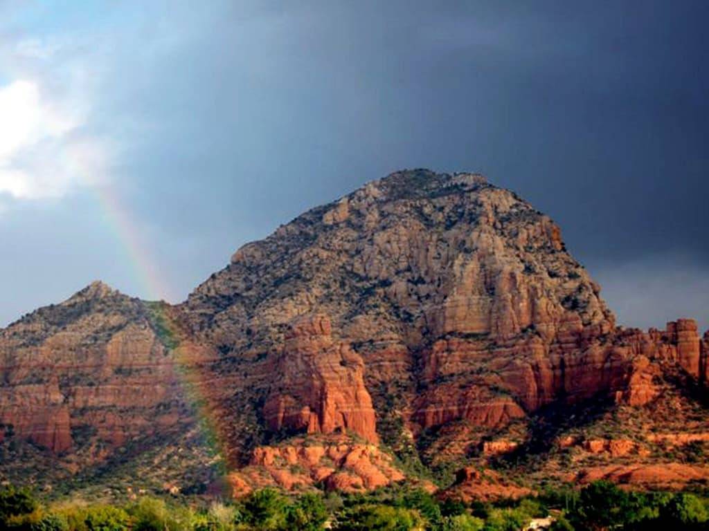 Spektakuläre Sedona Red Rock- und Sunset Views ~ Flitterwochen-Flucht ~ Luxuriöse Hot Tub in Sedona, Oak Creek Canyon