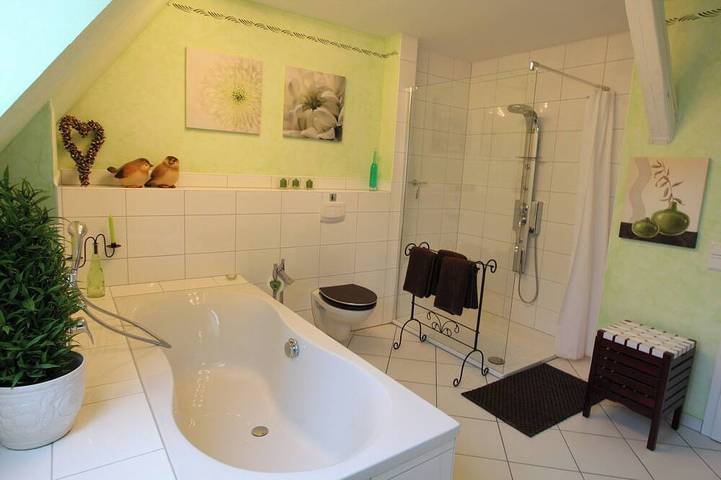 Ferienwohnung für 6 Personen, mit Sauna und Garten in Güby - 4