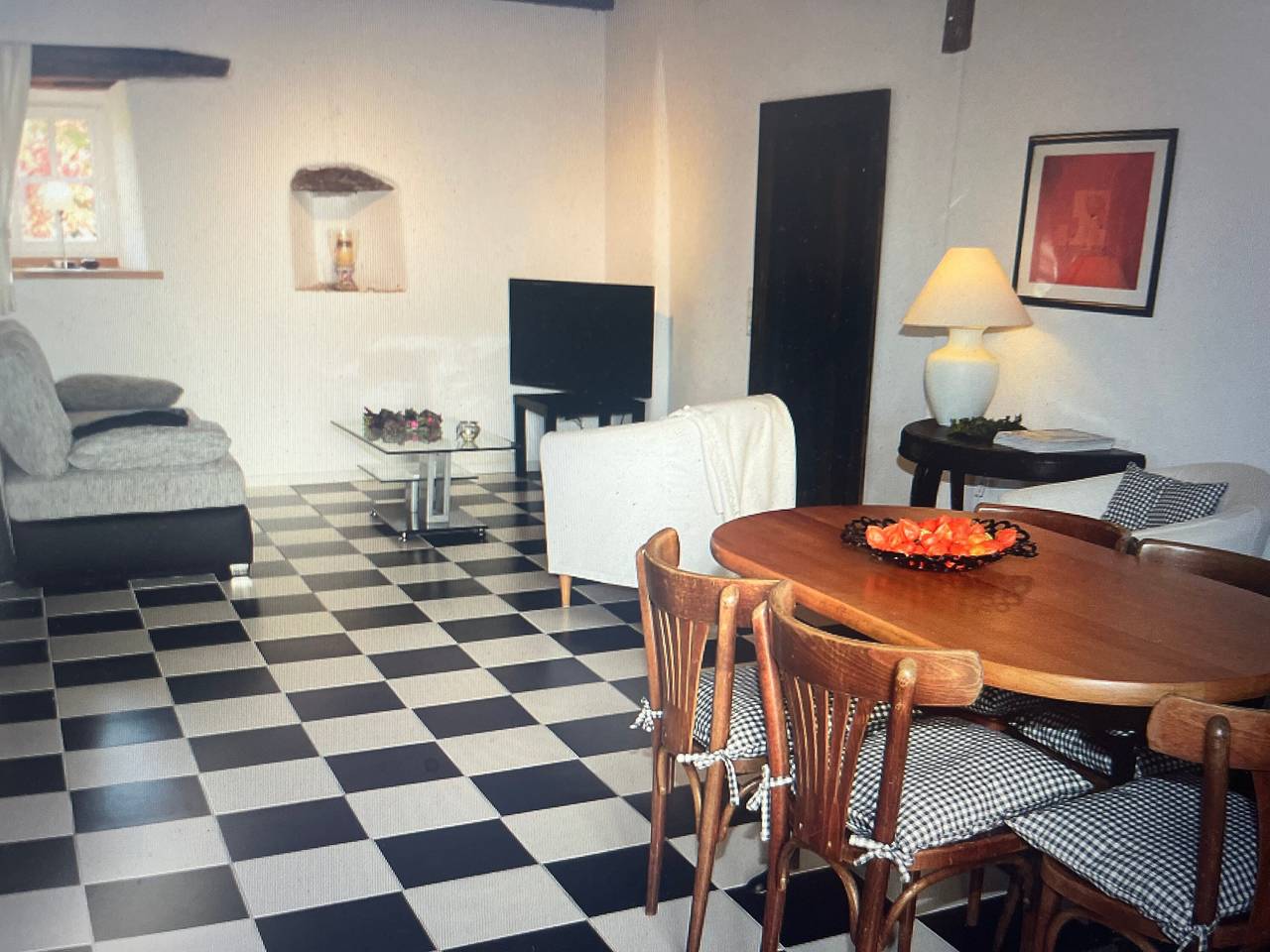 Ganze Wohnung, Apartment „Alter Pferdestall“ mit gemeinsamer Terrasse, Garten und Wlan in Neuenrade, Märkischer Kreis