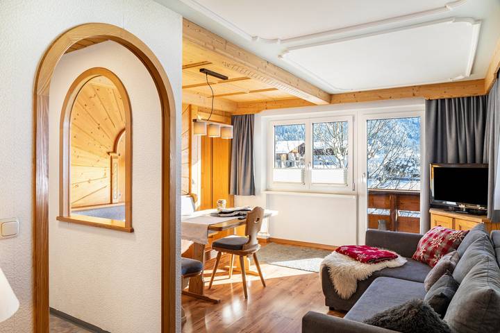 Ferienwohnung für 3 Personen, mit Balkon und Garten sowie Sauna in Tannheimer Tal - 2