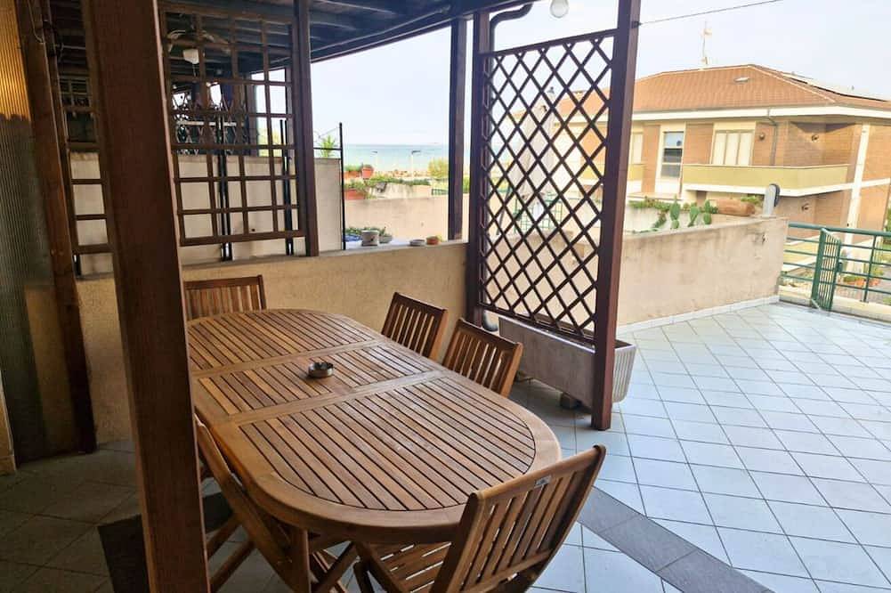 Appartamento intero, Fano, bilocale con grande terrazza vista mare in Fano (Italia), Fano (Comune)