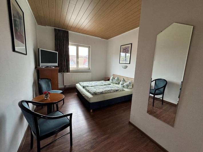 Ferienhaus für 2 Personen, mit Terrasse und Garten in Neuzelle