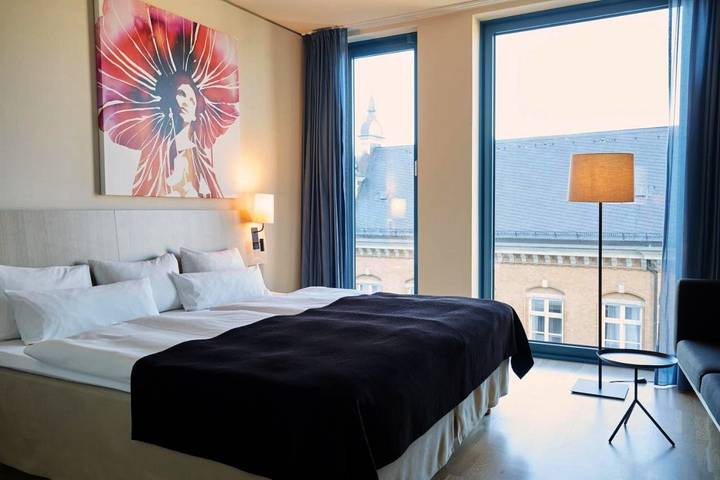 Hotel für 10 Personen, mit Sauna und Terrasse in Hamburger DOM