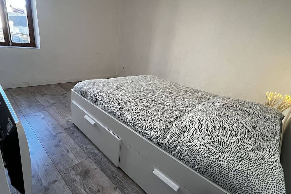 Entire apartment, Appartement Proche des Plages in Fos-sur-Mer, Istres region