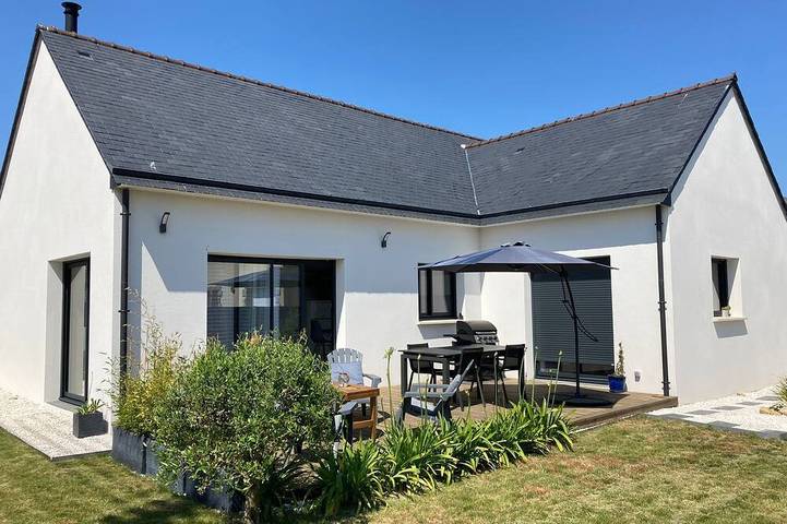 Location de vacances pour 6 personnes, avec terrasse et jardin dans Plage du palue du Cosquer