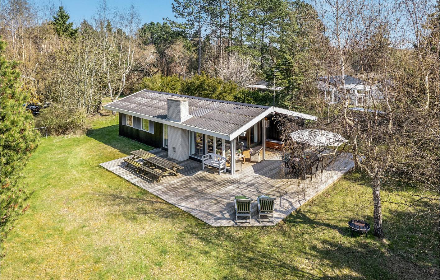 Ferienhaus für 6 Personen mit Terrasse in Overby Lyng, Sjællands Odde