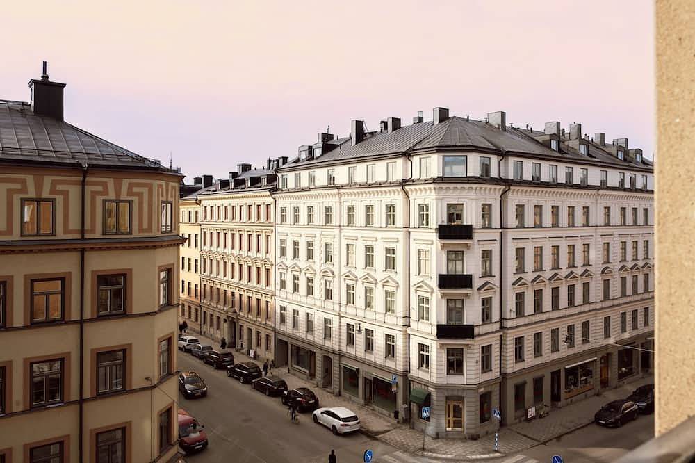 Entire apartment, Stockholm City Chic-1-Bedroom Loft for 3 in Norrmalms stadsdelsområde, Stockholm