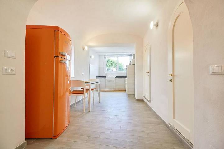 Appartamento per 5 persone, con Terrazza e Giardino nonché Panorama a Orco Feglino