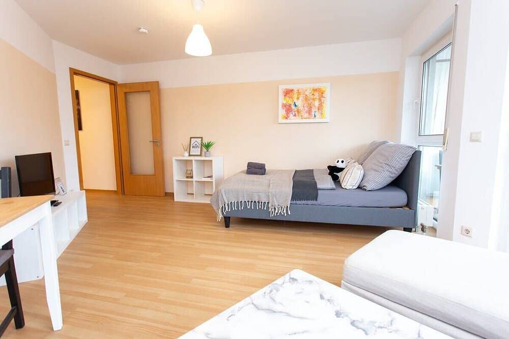 Entire apartment, Fullhouse | Dessau | K36 Kornhaus Classic in Dessau, Dessau-Wörlitz Gartenreich