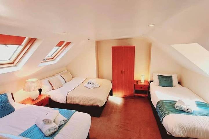 Location de vacances pour 14 personnes, avec terrasse et jardin dans Chatham (United Kingdom) - 3