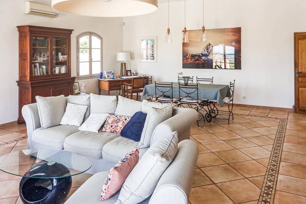 Schönes Haus in Calvisson in Calvisson, Nimes und Umgebung