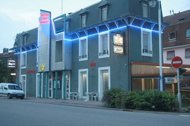 Hôtel pour 2 personnes, avec terrasse, animaux acceptés à Contrexéville - 4