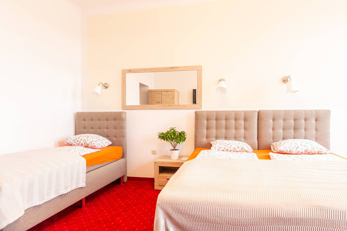 Ganze Wohnung, Hotel Klimt - 5-Bett Zimmer in Breitensee (Wien), Wien