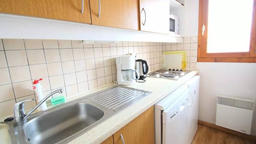 Chalet pour 7 personnes, avec vue ainsi que piscine et terrasse à Puy-Saint-Vincent - 4