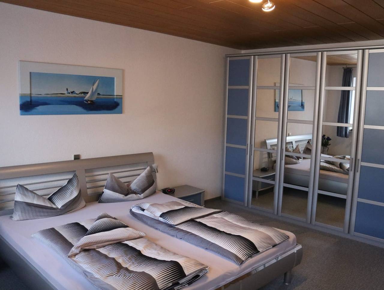 Ganze Wohnung, Ferienwohnung '73qm' mit Bergblick, Gemeinschaftsgarten und Wi-Fi in Schonach (Dorf), Schonach