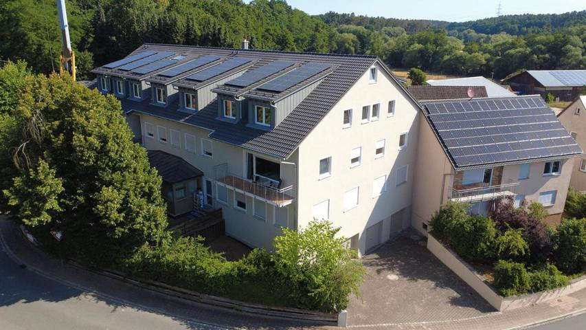 Ferienwohnung für 6 Personen, mit Ausblick und Balkon - 1