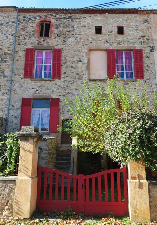 Location de vacances pour 6 personnes dans Chadenet