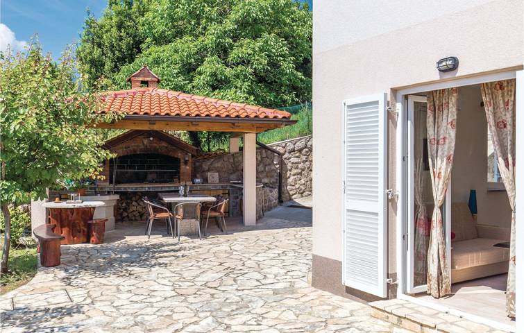 Ferienwohnung für 4 Personen, mit Terrasse, kinderfreundlich in Grad Opatija - 2
