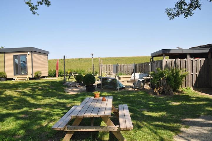 Blockhütte für 2 Personen, mit Haustier in der Mecklenburger Bucht