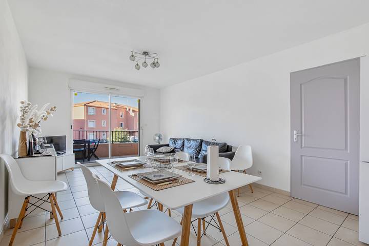Apartamento de vacaciones para 4 personas, con piscina y balcón - 1