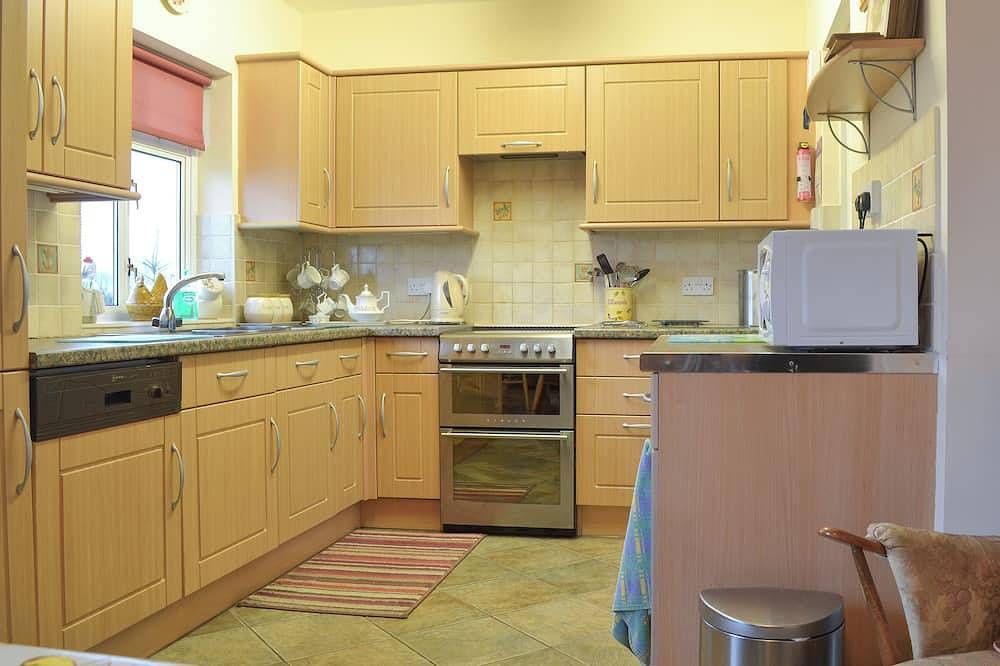 2 bedroom accommodation in Churchinford, near Taunton in Churchstanton, Somerset