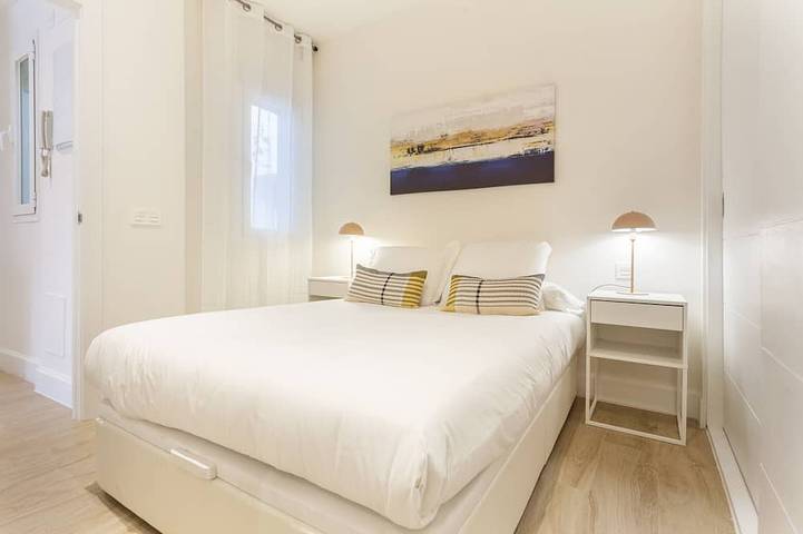 Ganze Wohnung, Universidad V apartment  in Madrid in Tetuán, Madrid