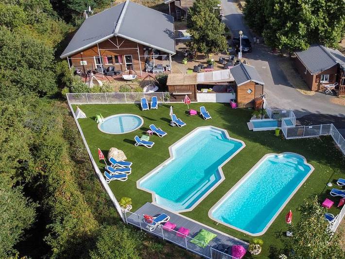 Gîte pour 4 personnes, avec Bassin pour enfant à Saint-Cirgue