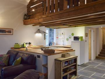 Glamping for 4 People in Pembrokeshire, South-Wales, Photo 3