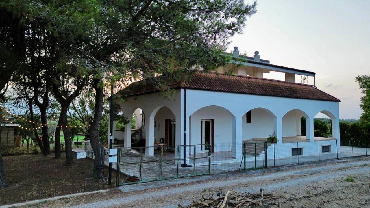 Villa Brada in Carmiano, Provincia di Lecce