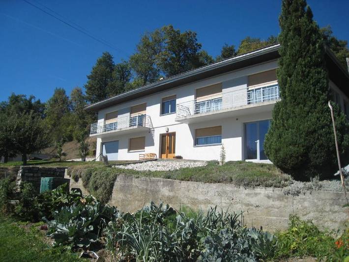 Gîte pour 4 personnes, avec jardin, animaux acceptés à Savièse