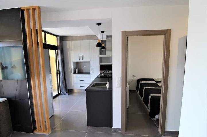 Appartement entier, Magnifique appartement entièrement rénové  à deux pas de la plage de Las Vistas in Playa de las Américas, Arona
