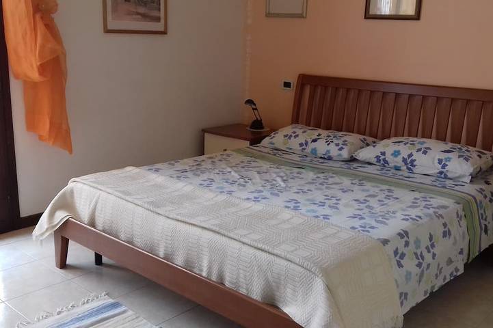 Apartamento entero, Prestigious and comfortable apartment with swimming pool in Lazise. in Lazise, Montañas Garda