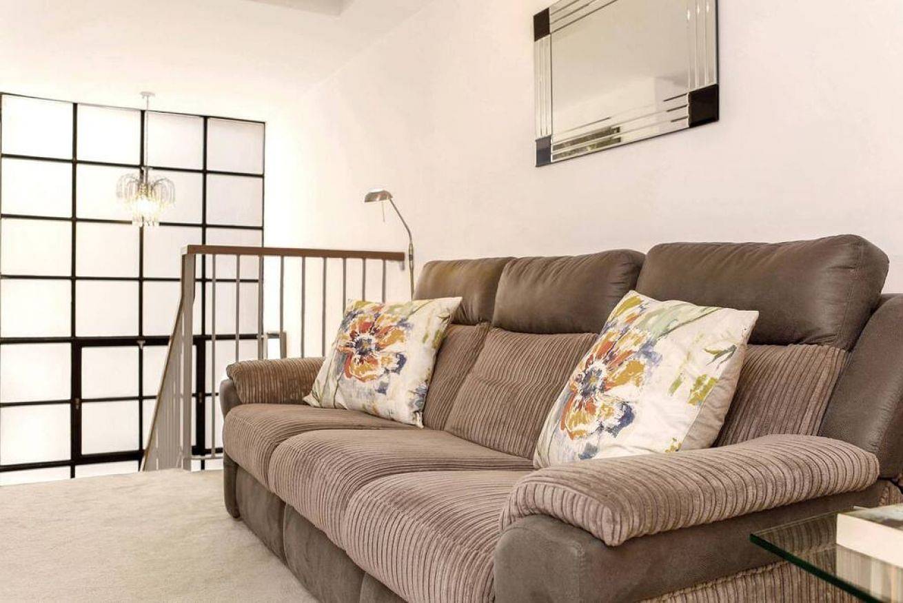 Entire apartment, Elegant apartment near St Paul’s in Downtown, London