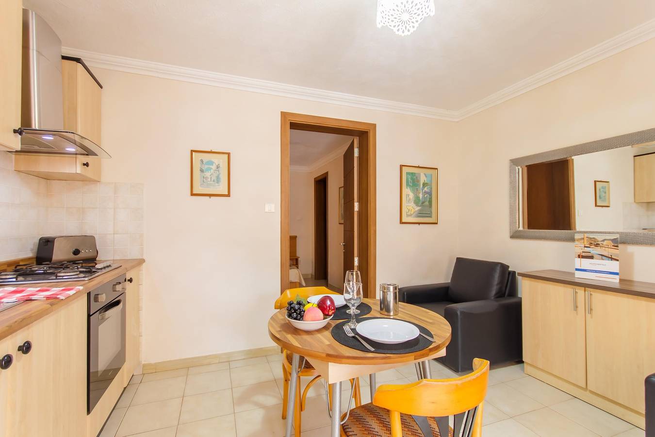 Ganze Wohnung, Villa & Pool Apart 3 in Mellieha Bay in il-Mellieha, Mellieha