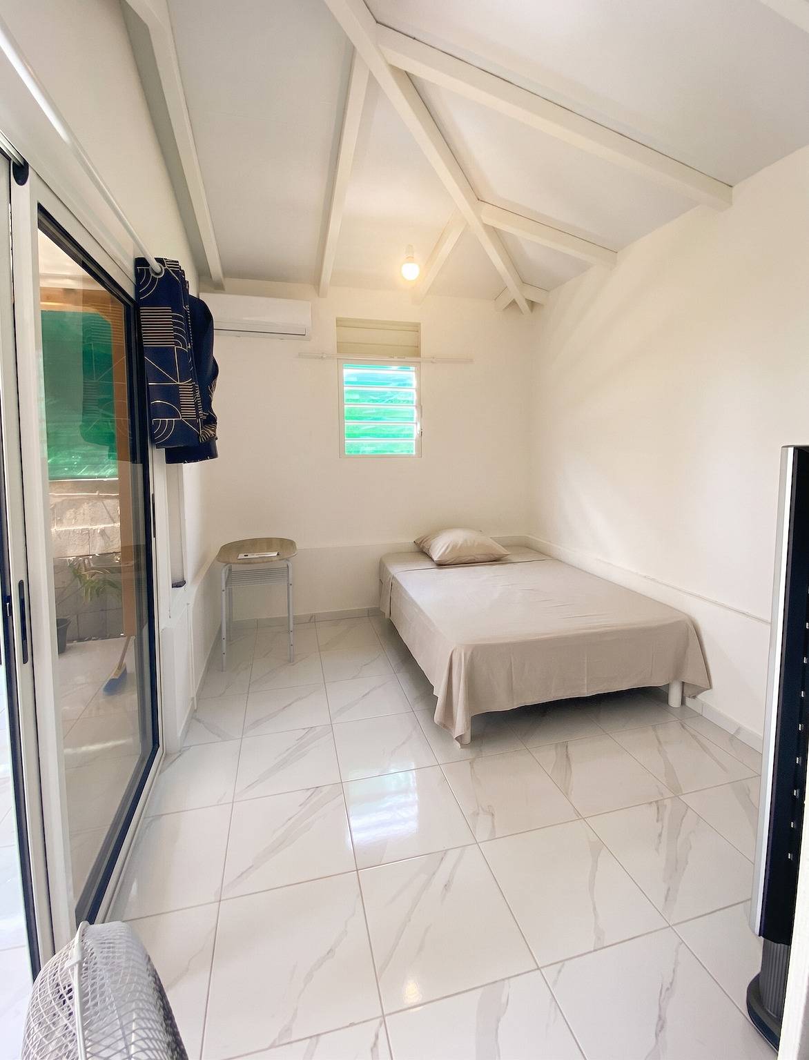 Bungalow charmant à Schoelcher avec jardin clôturé in Schœlcher, Martinique
