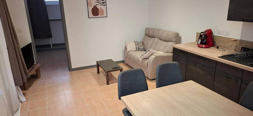 Gîte pour 4 personnes à Villeneuve-sur-Yonne - 4