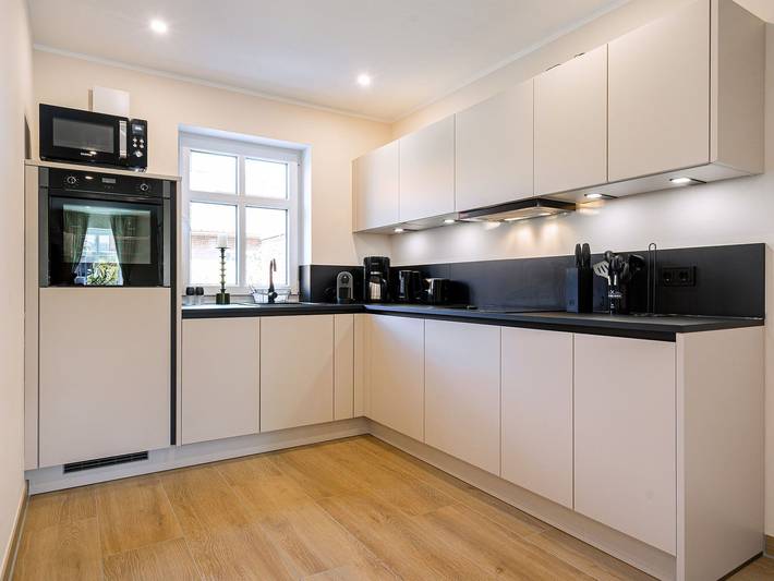 Ferienhaus für 4 Personen, mit Terrasse und Garten in Greetsiel - 2