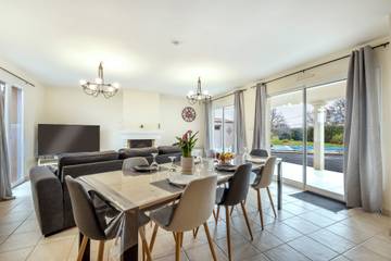 Holiday Rental for 6 People in La Caillère-Saint-Hilaire, Vendée, Photo 1