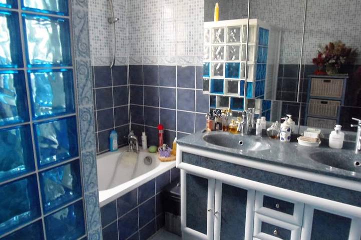 Villa pour 8 personnes, avec Terrasse et Jardin à Arles - 3