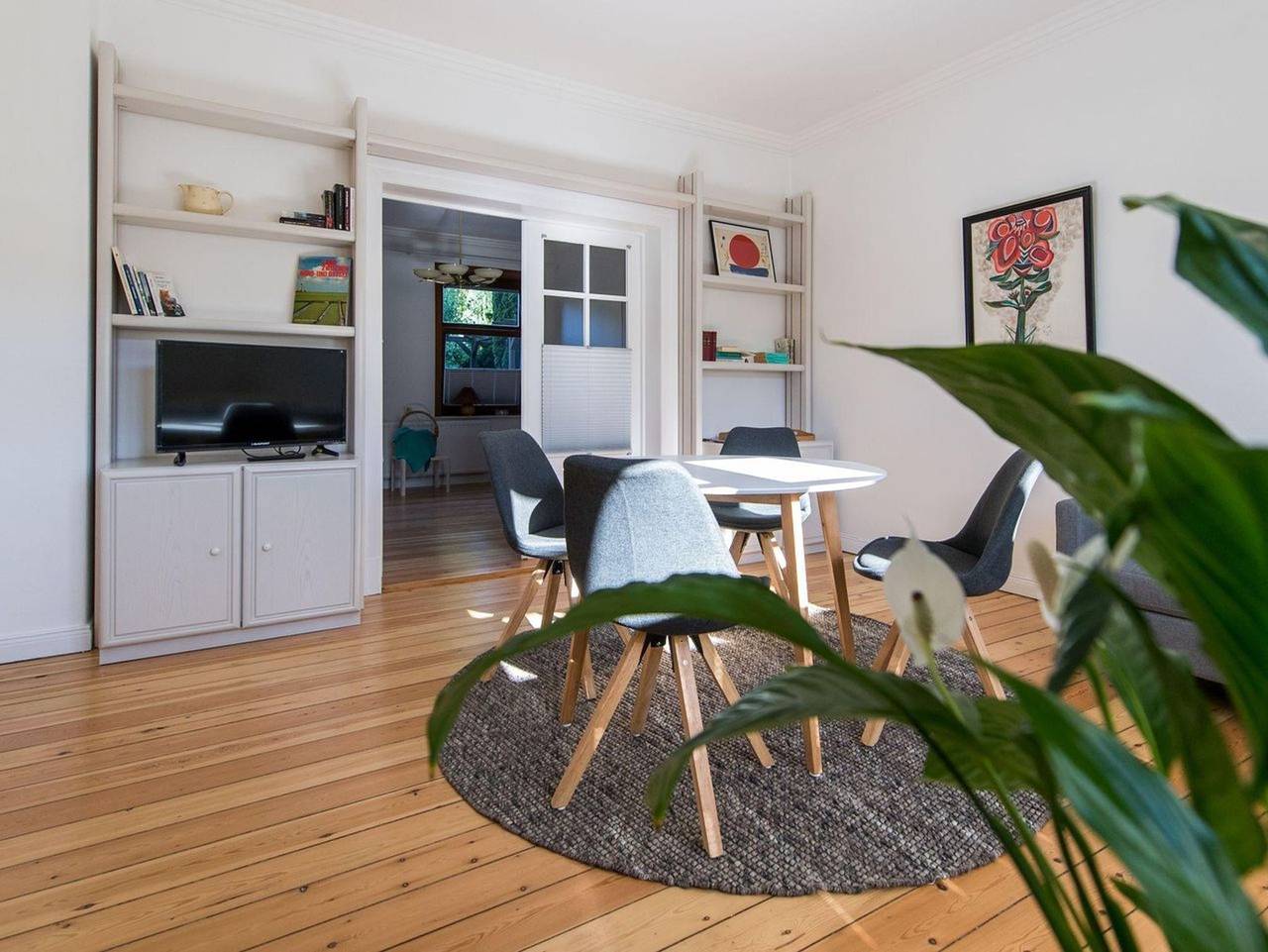 Ganze Ferienwohnung, - Heimspiel - Heimspiel / 3-Zimmer-Wohnung im Erdgeschoß mit Terrasse in Flensburg, Grünes Binnenland