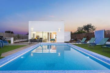 Villa voor 8 Personen in Alcantarilha e Pêra, Algarve, Afbeelding 3