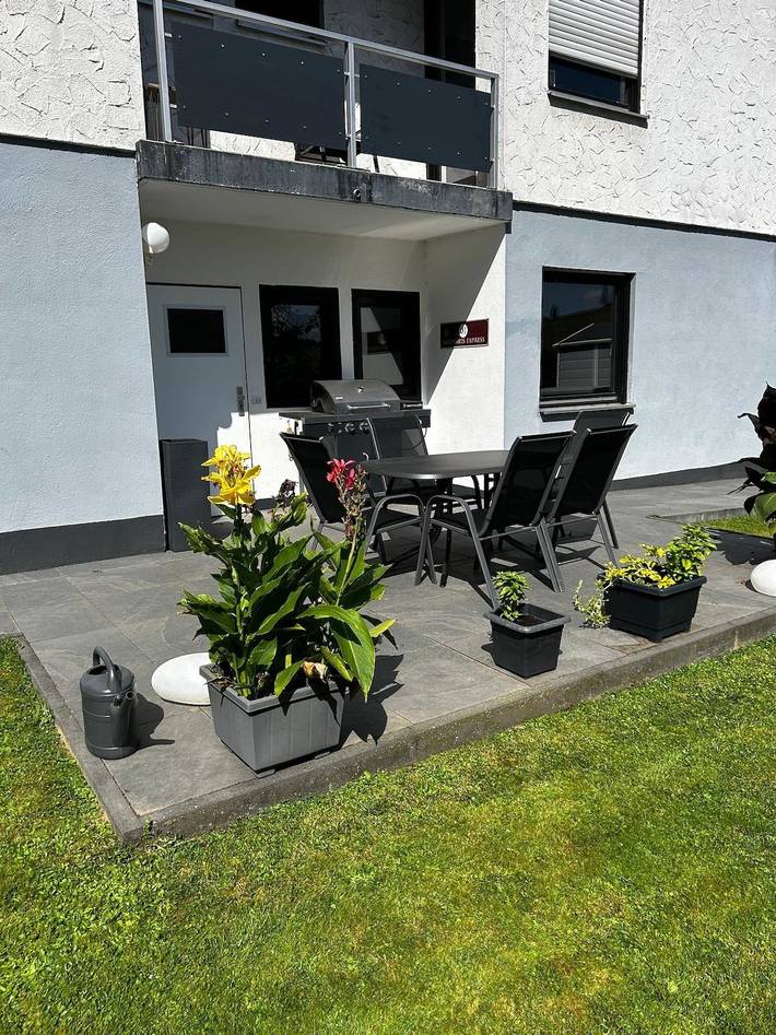 Ferienwohnung für 3 Personen, mit Terrasse und Ausblick in Kürten