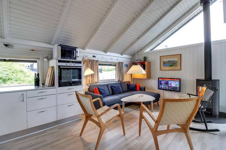 Awesome home in Vejers Strand w/ WiFi and 3 Bedrooms in Vejers Strand, Varde