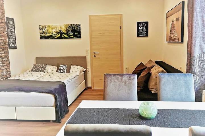 Ganze Wohnung, 36qm Apartment Sonne mit privater Sauna und Boxspringbett in Waidhofen an der Thaya, Waldviertel