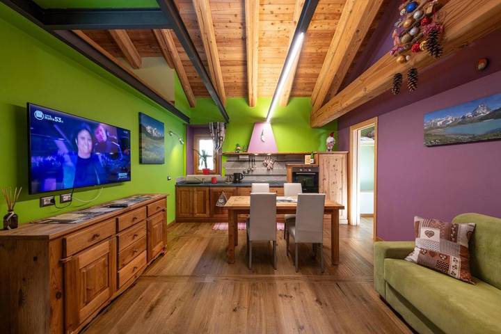 Location de vacances pour 4 personnes, avec Balcon et Terrasse ainsi que Jardin et Vue à Saint-Christophe