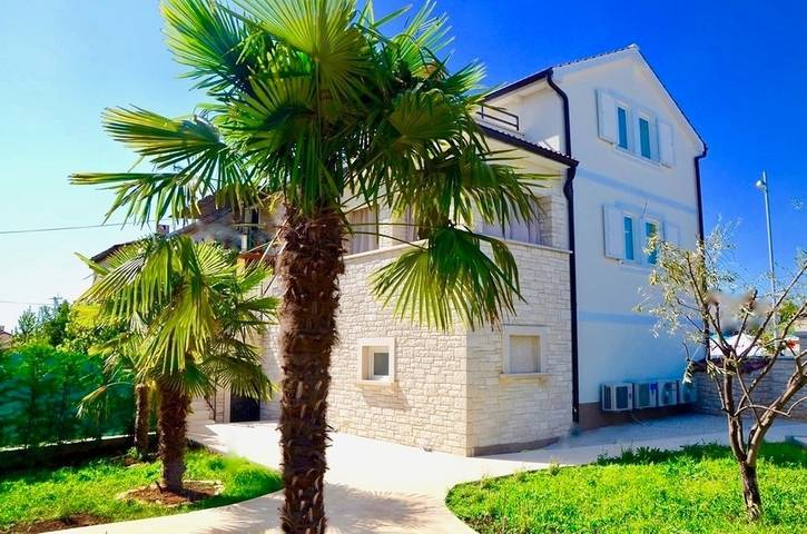 Apartament wakacyjny dla 4 osób, z ogród i taras w Poreč