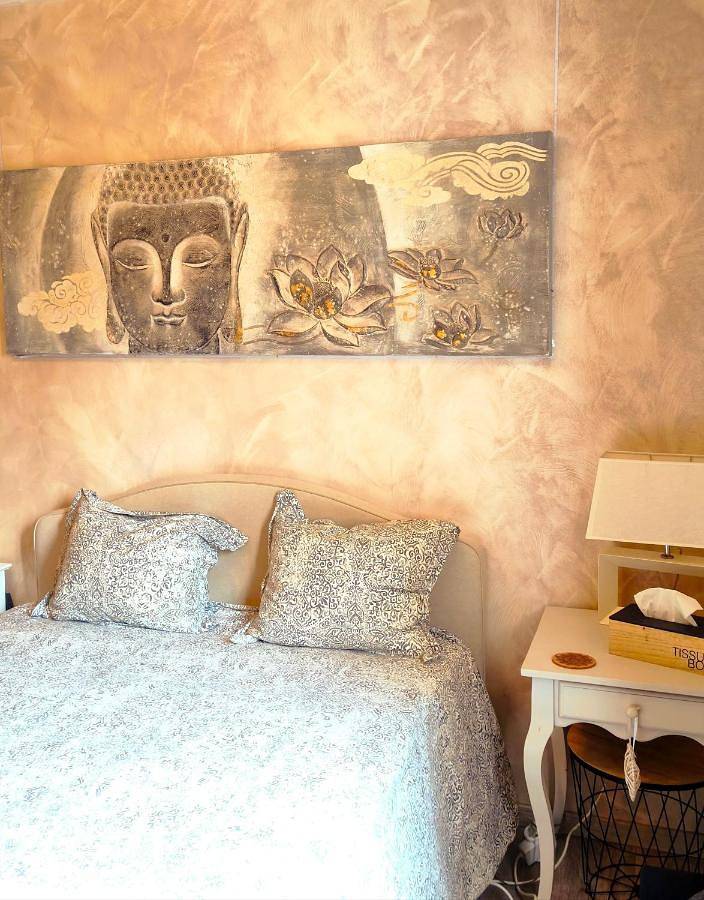 Chambre d’hôte pour 2 personnes, avec vue et jardin ainsi que piscine et terrasse