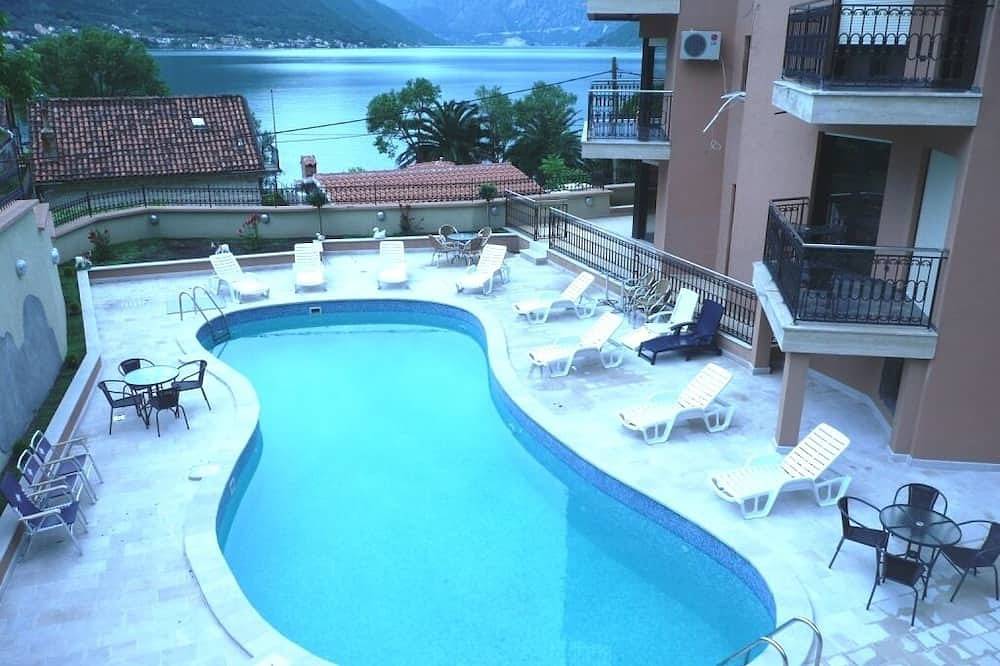 Appartamento vacanze a Dobrota a partire da 117€ a notte