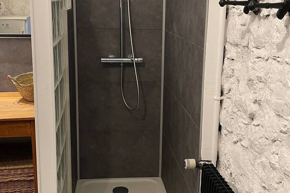 Appartement entier, Studio, vue panoramique Belledonne, grand jardin calme - La Tronche/Grenoble in La Tronche, Isère